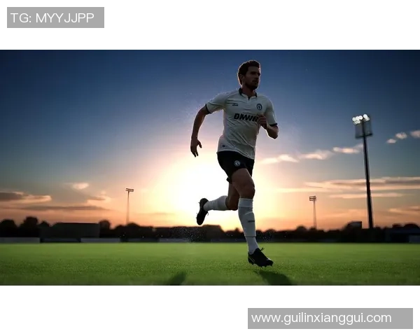 球星化身激情解说员带你深入感受绿茵场上的精彩瞬间