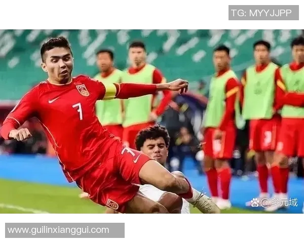 足球球星精彩一对一过人技巧集锦展现华丽脚法与突破能力 足球球星精彩一对一过人技巧集锦展现华丽脚法与突破能力